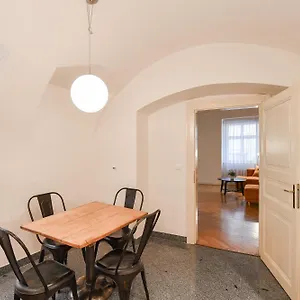 Apartment U Kapra, Prague
