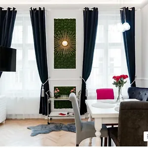 Apartment Vogue Near By Wenceslas Square, Prague