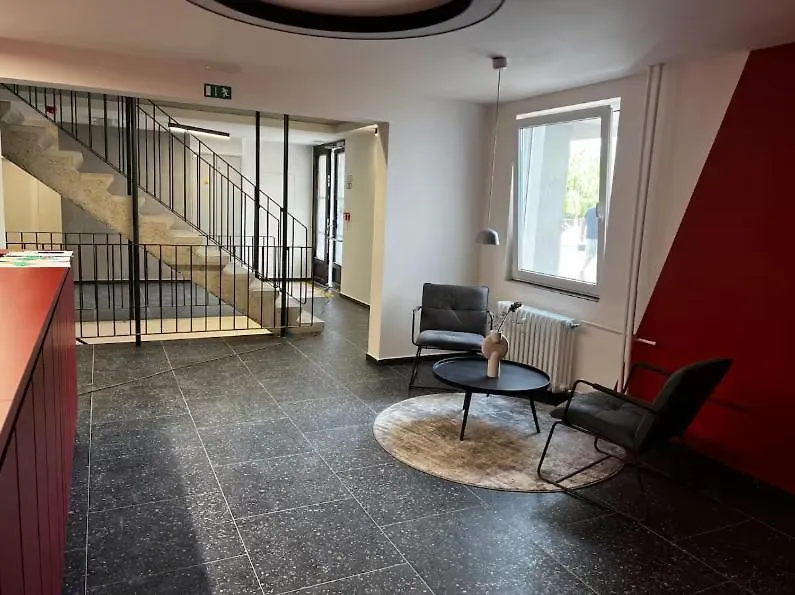 Apartment Live-Inn Prague 2 Bdr Family Suite For 1-8 Guests, 20 Mins To Center, Lift, Gym, Reception, Parking, Roof Terrace, Game & Party