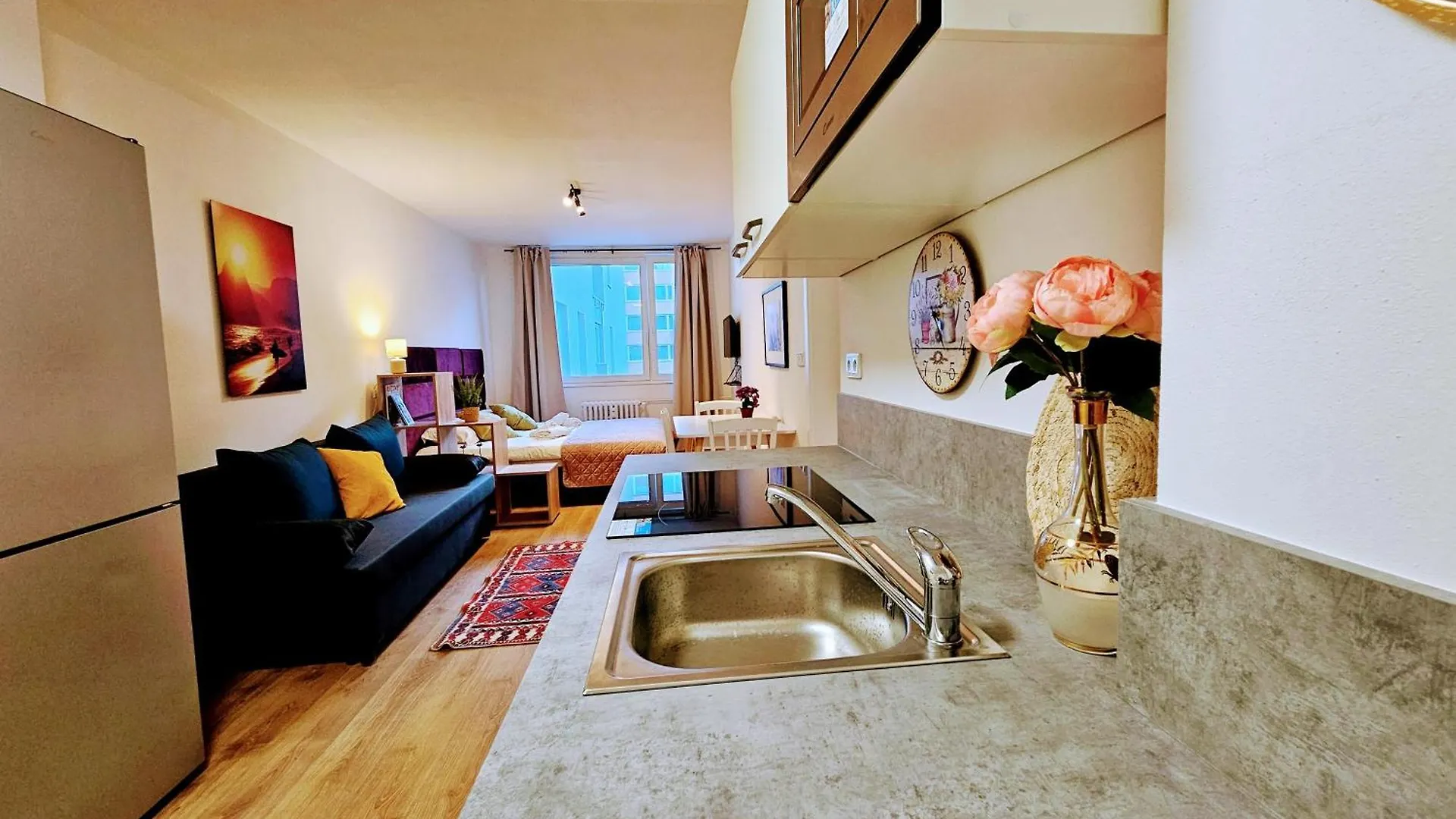 Live-Inn Prague 2 Bdr Family Suite For 1-8 Guests, 20 Mins To Center, Lift, Gym, Reception, Parking, Roof Terrace, Game & Party Czech Republic