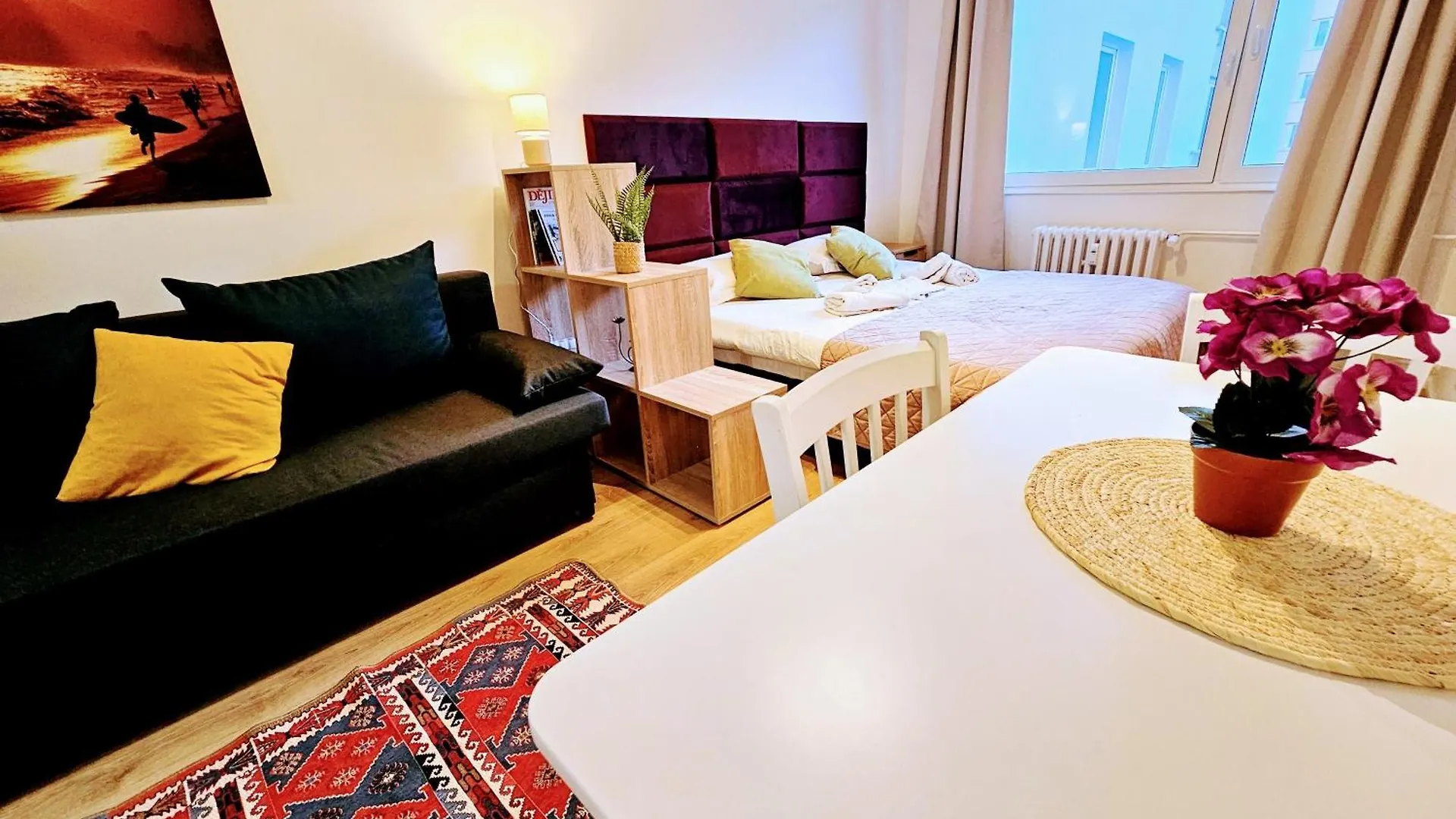 Live-Inn Prague 2 Bdr Family Suite For 1-8 Guests, 20 Mins To Center, Lift, Gym, Reception, Parking, Roof Terrace, Game & Party 0*,  Czech Republic
