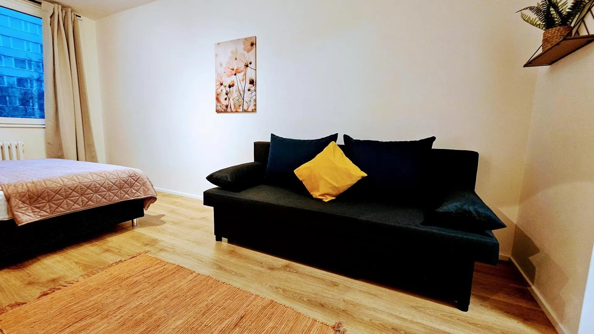 Live-Inn Prague 2 Bdr Family Suite For 1-8 Guests, 20 Mins To Center, Lift, Gym, Reception, Parking, Roof Terrace, Game & Party Czech Republic